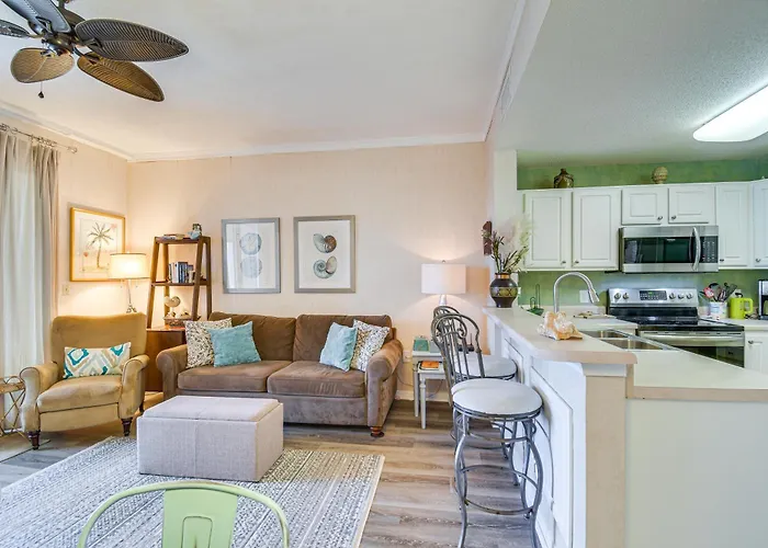 Gulf Shores Condo With Balcony 2 Mi To Fort Morgan!
