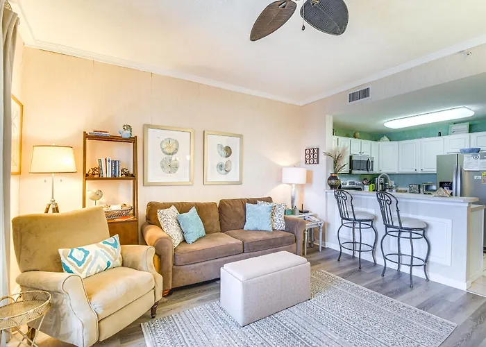 Gulf Shores Condo With Balcony 2 Mi To Fort Morgan!