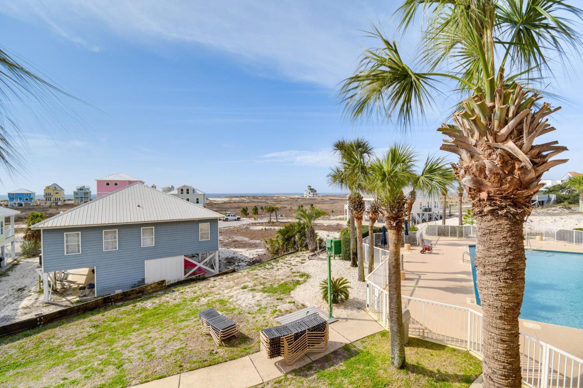 Apartment With Balcony 2 Mi To Morgan!