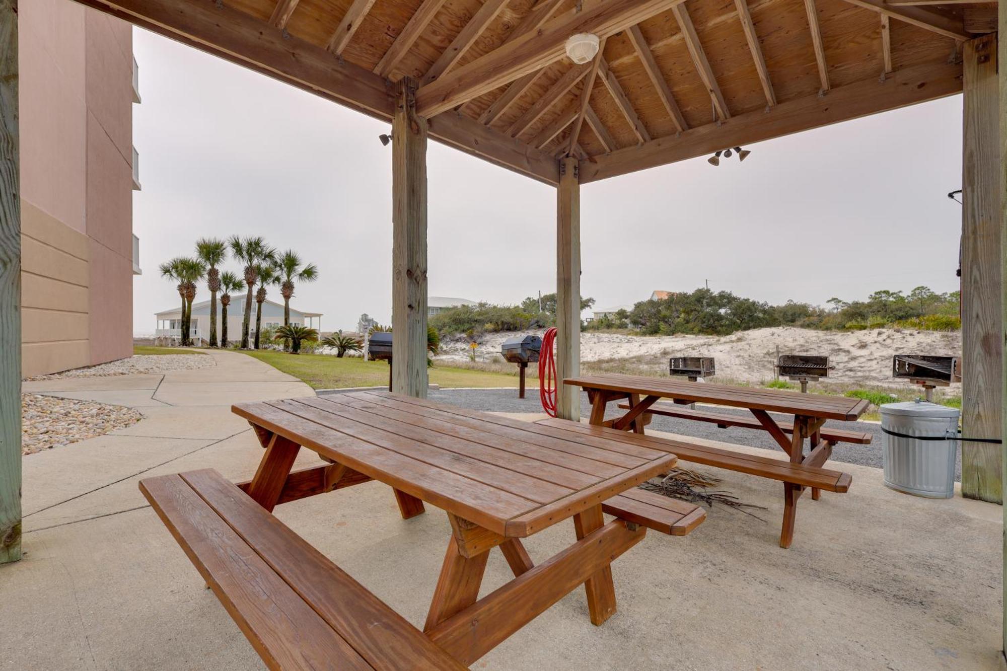 Apartment With Balcony 2 Mi To Morgan! Gulf Shores